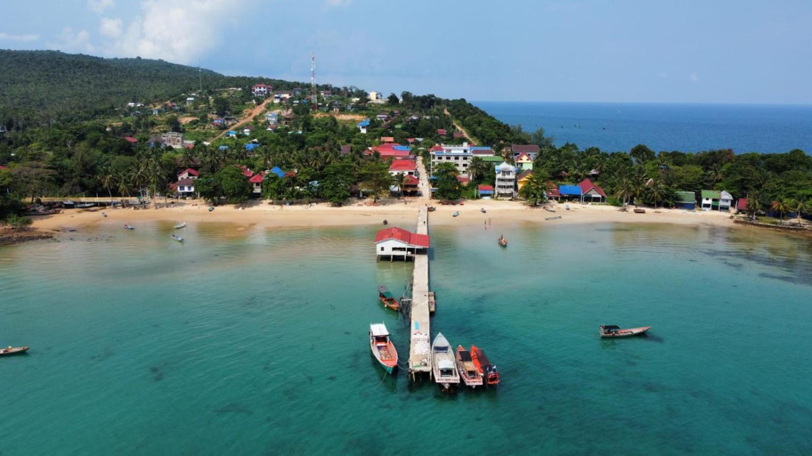 Bong'S Guesthouse M'Pai Bay เกาะรงสำลน ภายนอก รูปภาพ