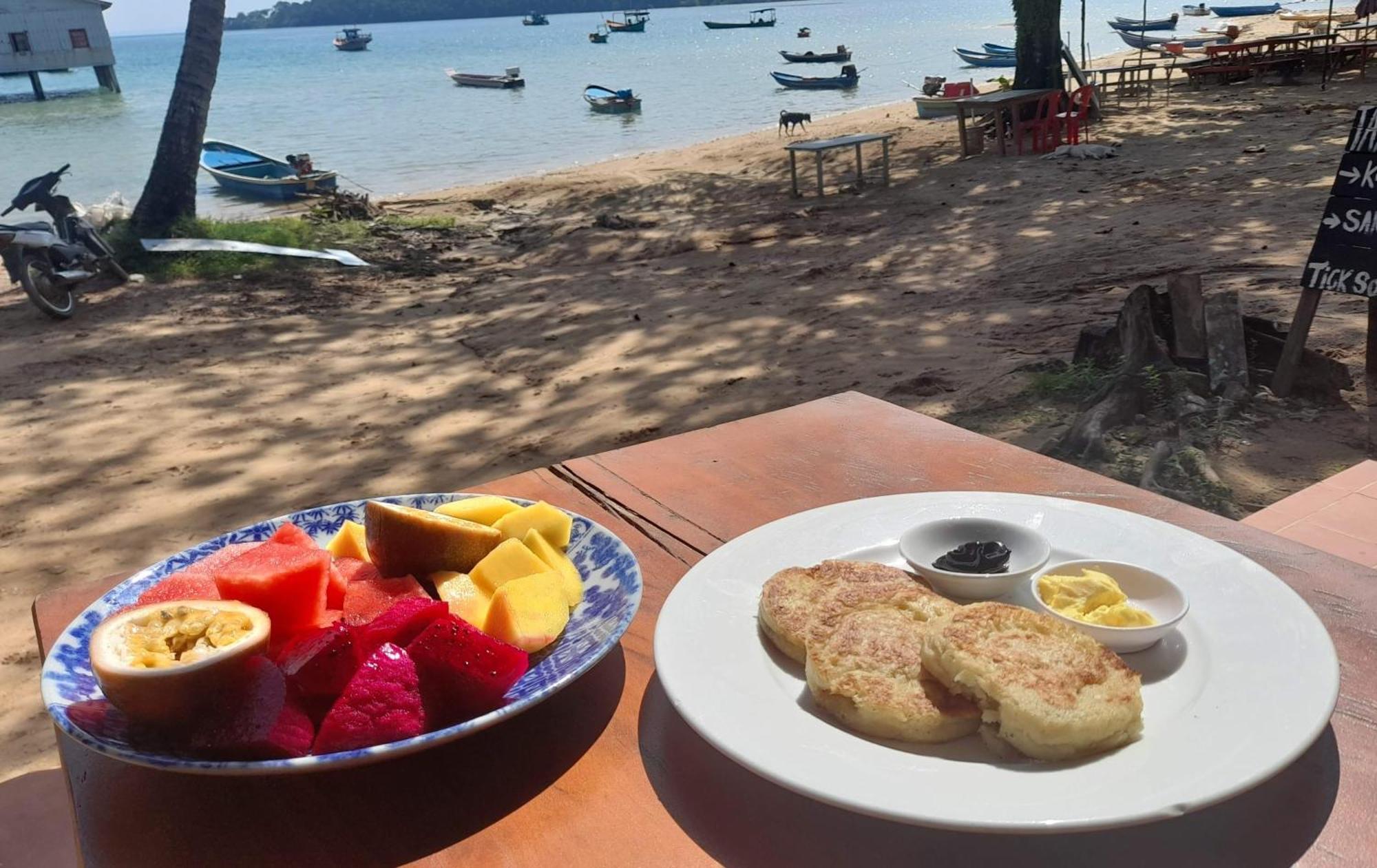 Bong'S Guesthouse M'Pai Bay เกาะรงสำลน ภายนอก รูปภาพ