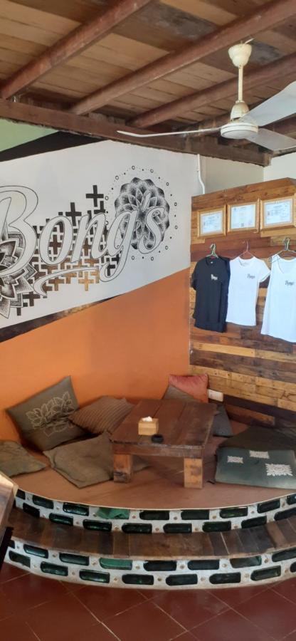 Bong'S Guesthouse M'Pai Bay เกาะรงสำลน ภายนอก รูปภาพ