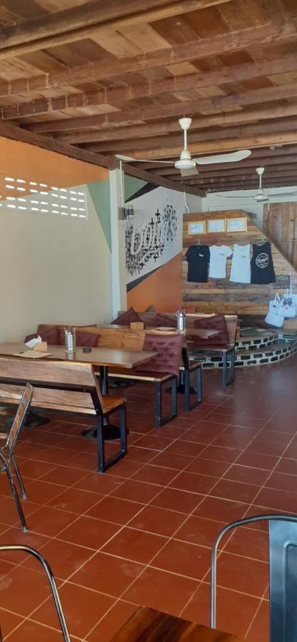 Bong'S Guesthouse M'Pai Bay เกาะรงสำลน ภายนอก รูปภาพ